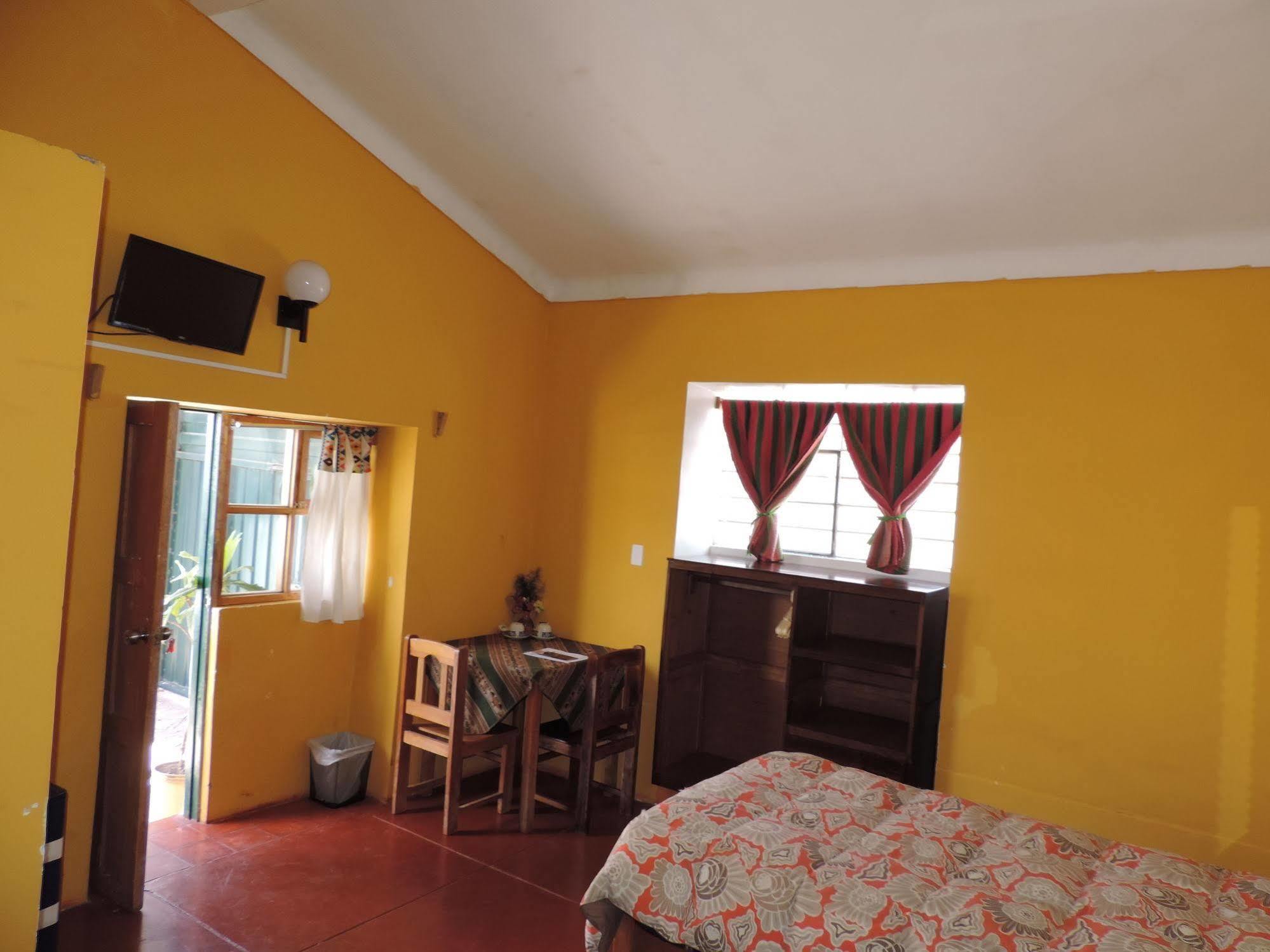 Hospedaje Familiar Kitamayu Pisac Exteriör bild